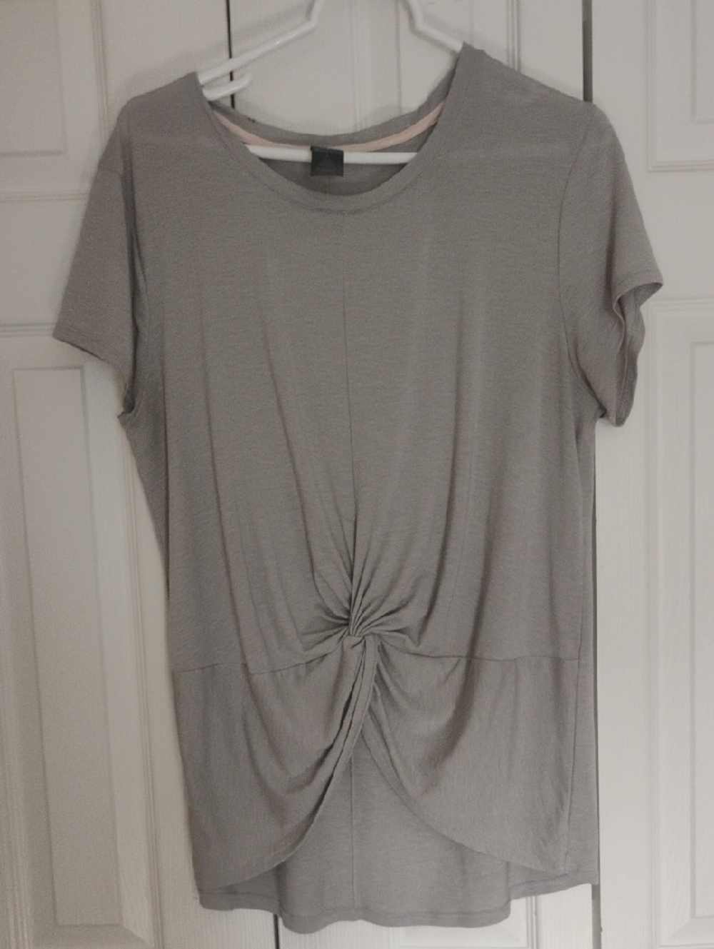 2/$13 Deal C9 by Champion Gray Tee Front Knot Size Large